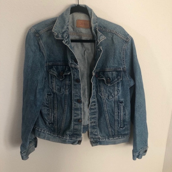 Levi's Jackets & Blazers - Levi Jean Jacket Size 44